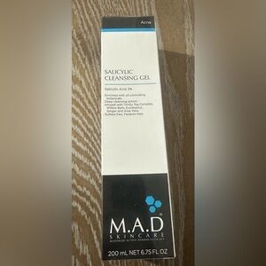 Mad Salicylic Cleansing Gel - new in unopened box and not expired